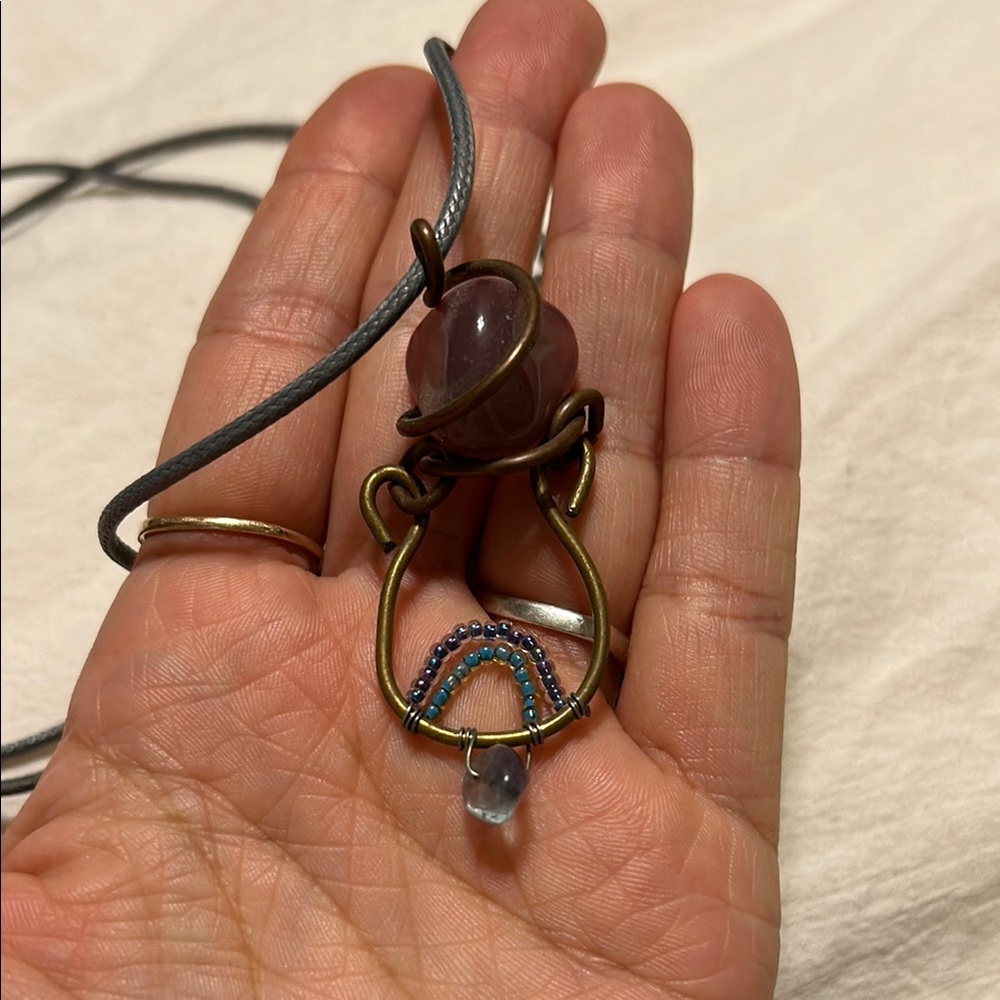 3/$10 🏷️ *LAST CHANCE!*  Handmade beaded necklace with a stone